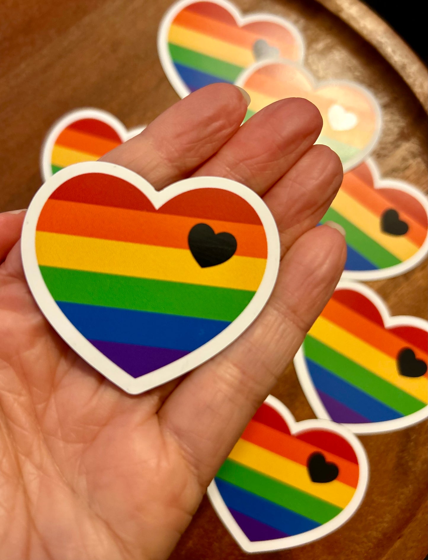 Pride black heart magnet