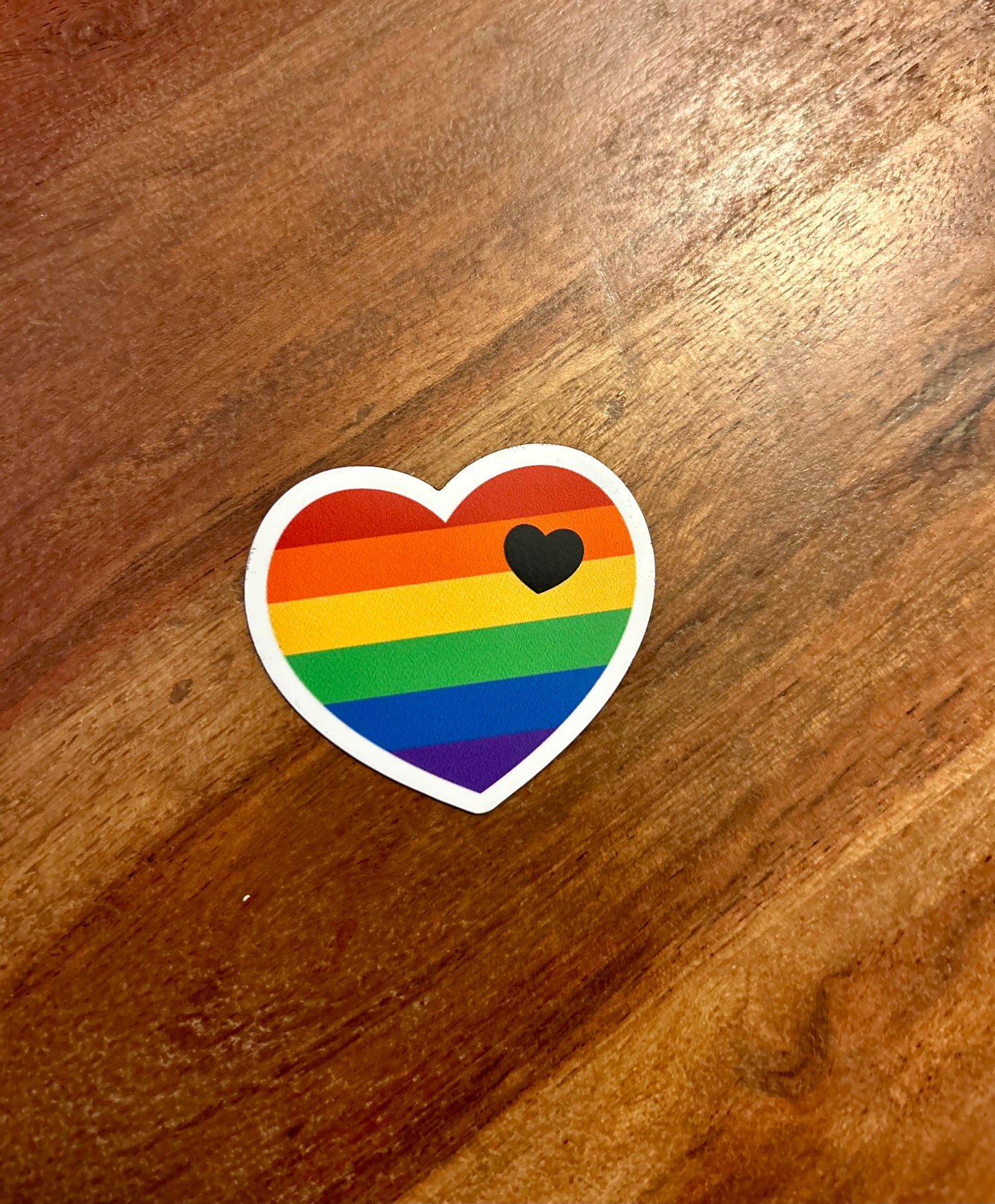 Pride black heart magnet