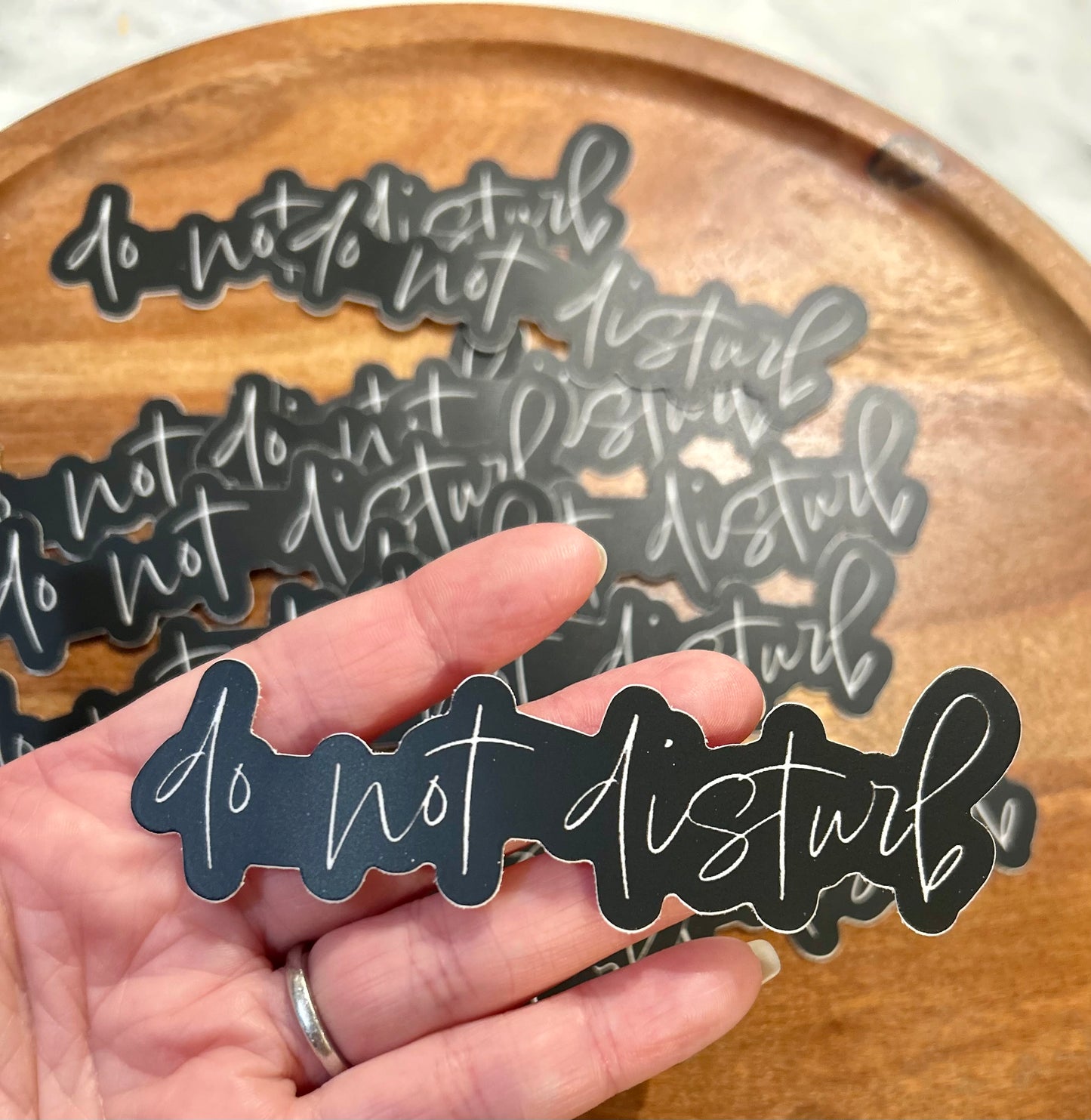 Do not disturb sticker • black
