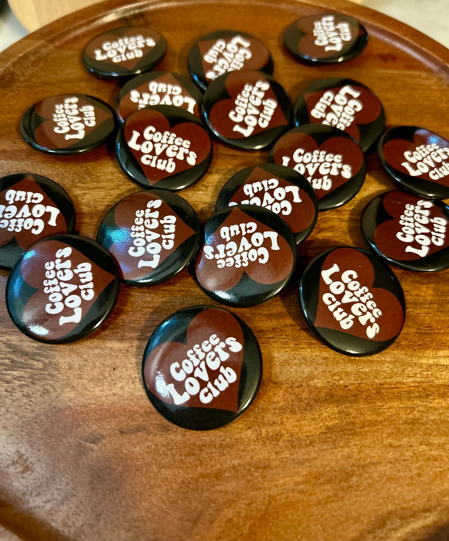 Coffee Lovers club button • black