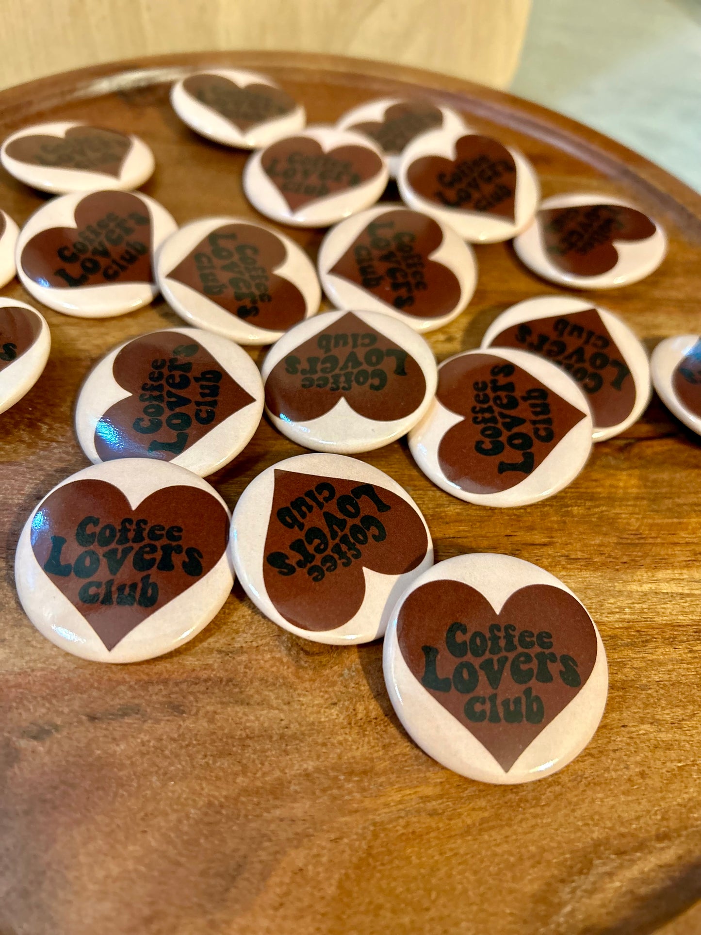 Coffee Lovers club button • cream