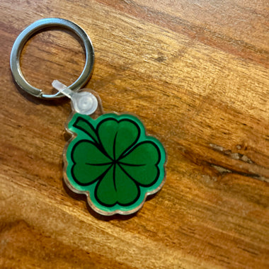 Lucky clover keychain
