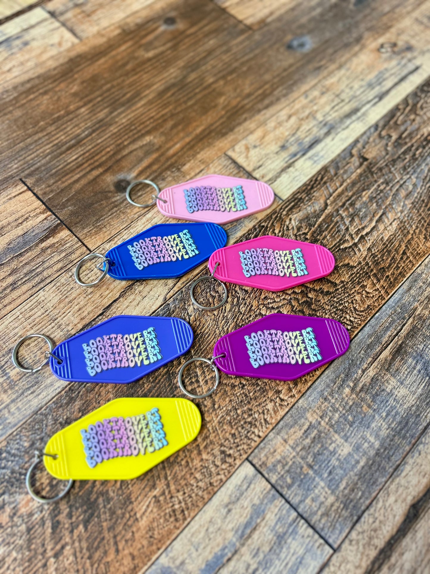 Booktrovert keychain