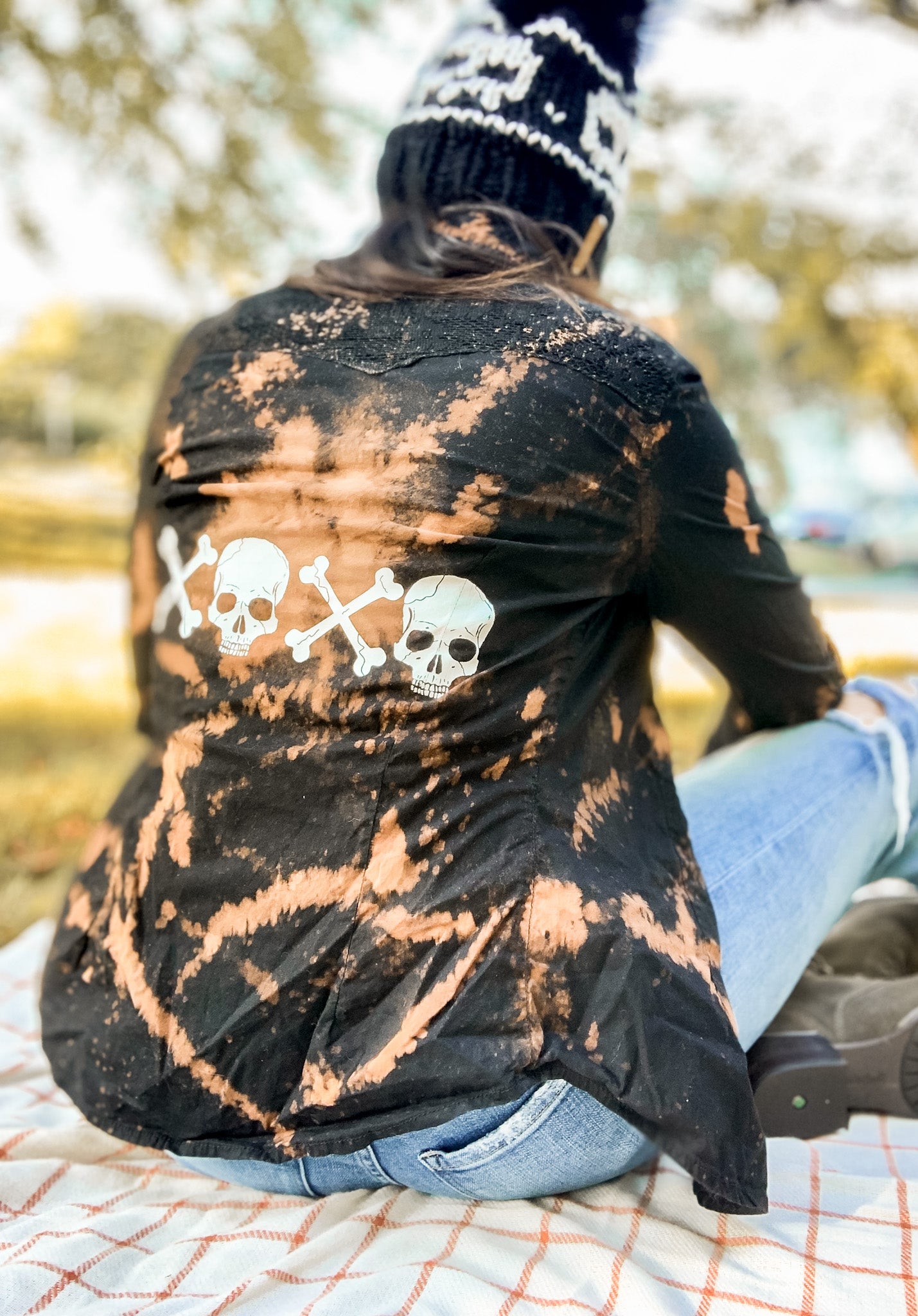 Skull & Bones • M