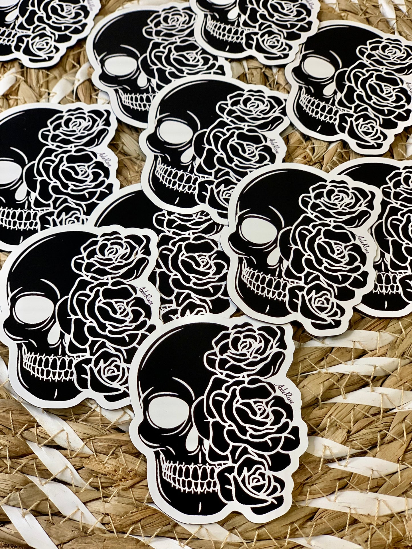 A|R Skull Magnet