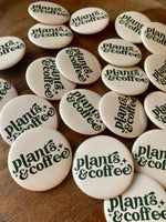 Plants & Coffee button • cream