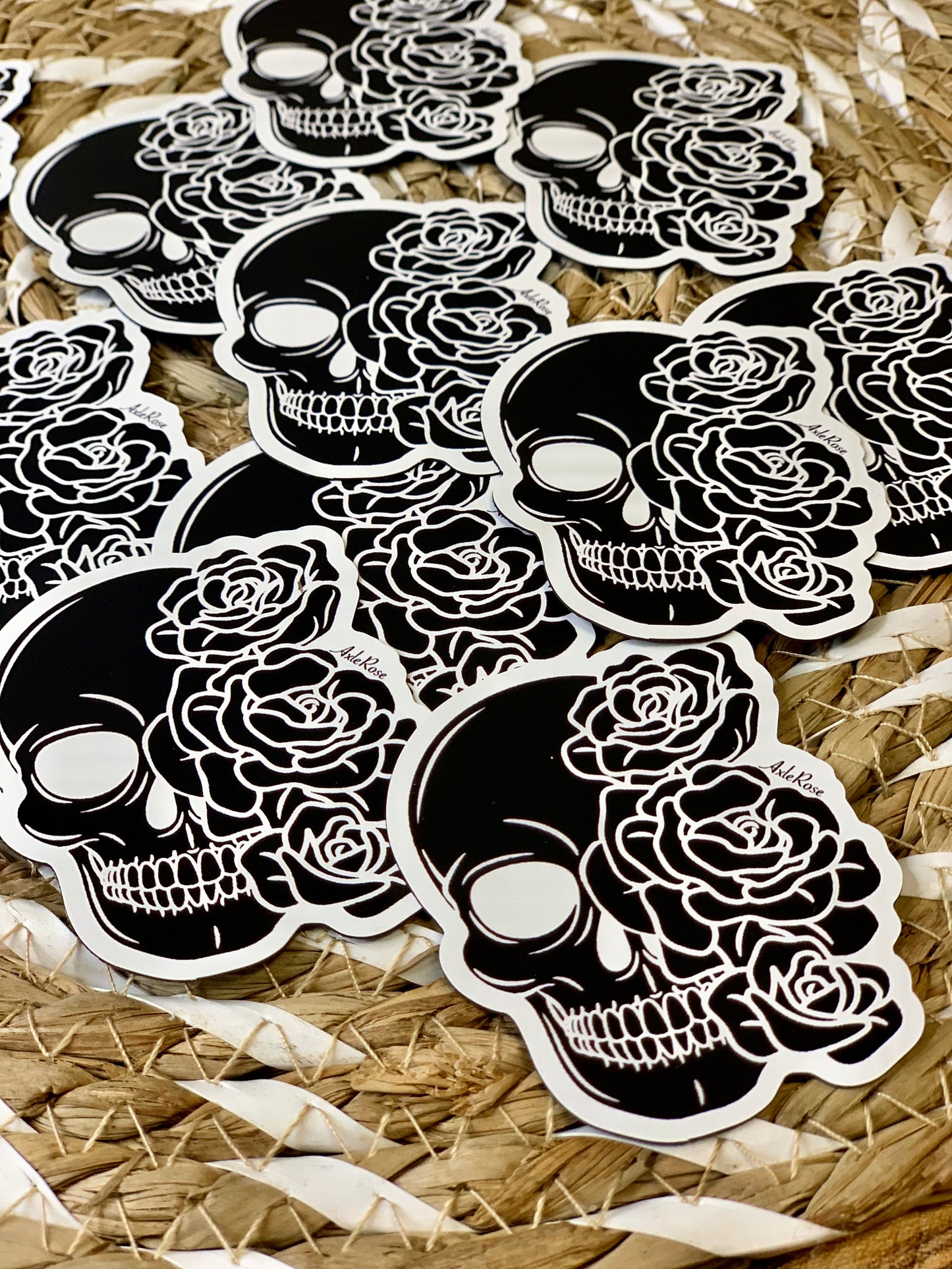 A|R Skull Magnet